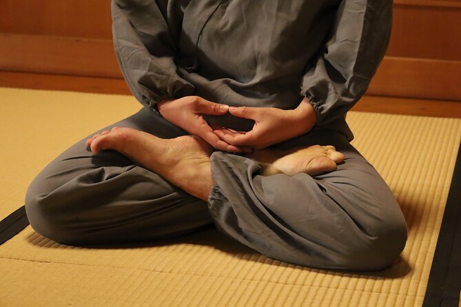 Private Zen Meditation in English in Shinjuku, Tokyo - Chair zazen in Japan: practice for kids and limited mobility