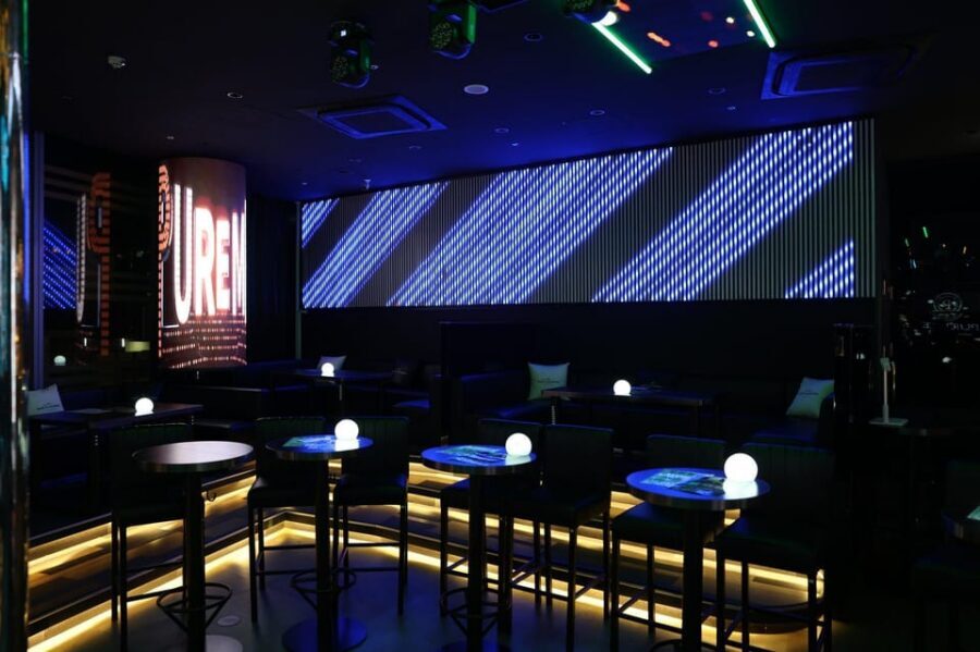 PUREMIE Ginza Japanese Nightlife Experience - Getting to PUREMIE Ginza: Shinbashi in a 4-minute walk