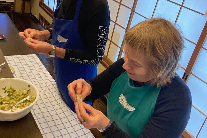 Ramen and Gyoza Cooking Class in Tokyo - The mini history lecture you can actually use while eating in Japan