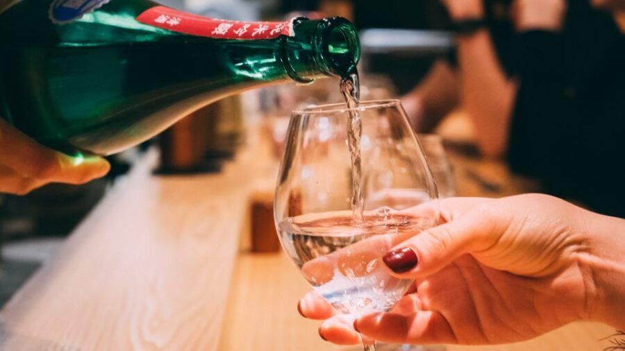 Sake & Food Pairing with Sake Professional - The 5 sake tastings: tasting side-by-side with purpose