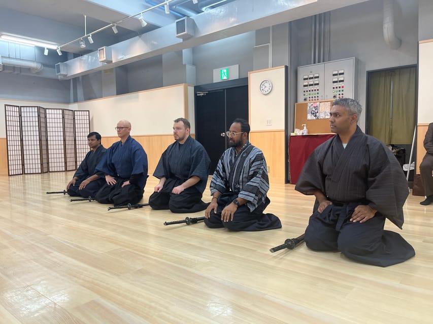 SAMURAI EXPERIENCE in Tokyo（Harajuku）【SAMURAI've】 - Photoshoot with a sword and kimono: the souvenir you’ll actually want