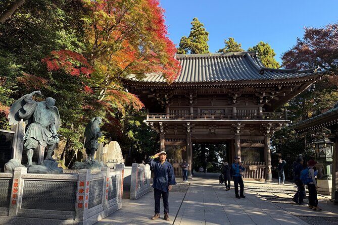 Samurai Guide Sho’s Mt. Takao Hike, Temple & Onsen from Shinjuku - Descending by Chairlift (or Walking Trail No. 1)