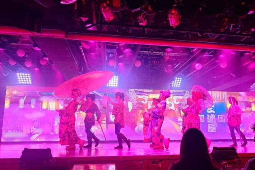 Samurai themed Entertainment show in Shinjuku - Photos, videos, and how to do it without breaking rules