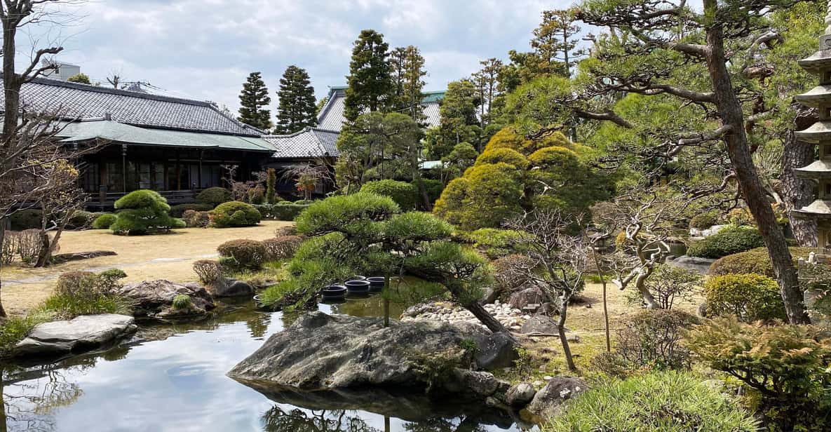 Shibamata: Step Back into Old Japan! - Starting at the Futen Tora and Sakura statues