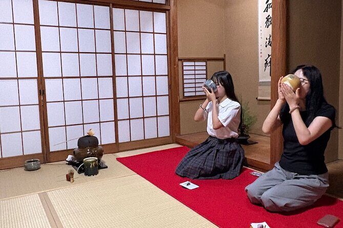 Shibuya Authentic Tea Ceremony with experienced instructor - Why the Small Group Size Changes Everything