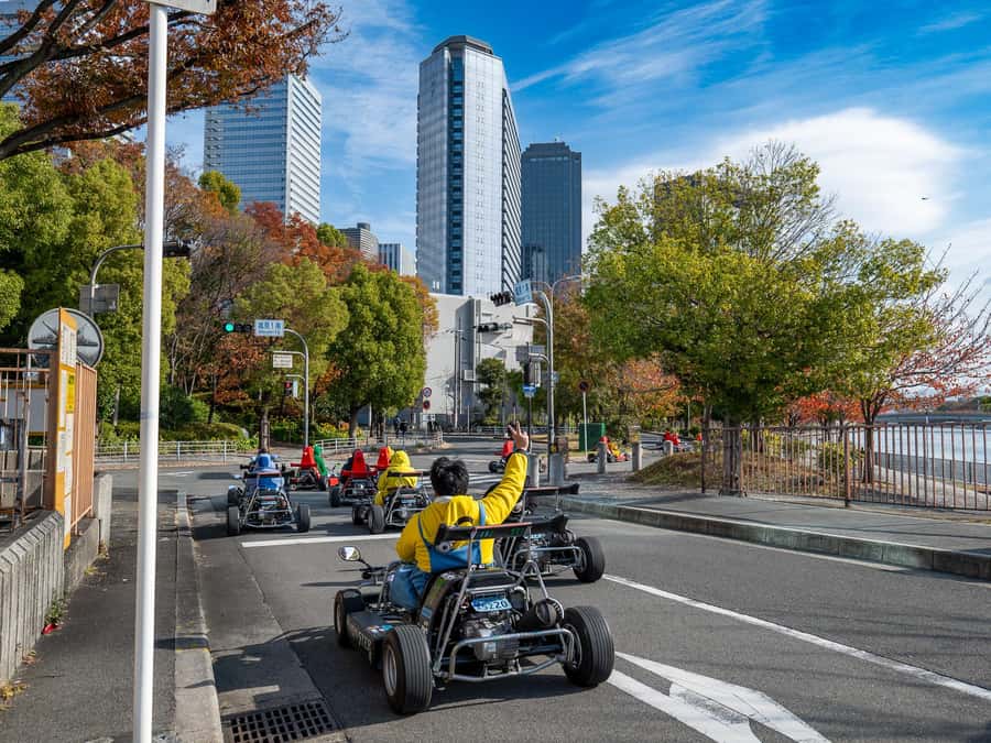 Shibuya Go Karting Tour with Funny Costume - Photos and photo timing: make the scramble look as good as it feels