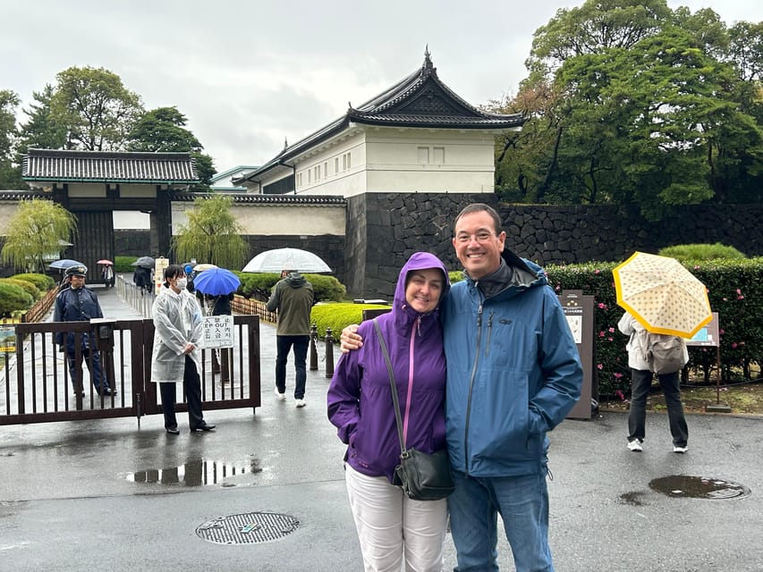 Shuttle Van Tokyo-Tour, for 4 Hours or 6 Hours+Transfer Time - How the driver really shapes your day (and what to expect from English)