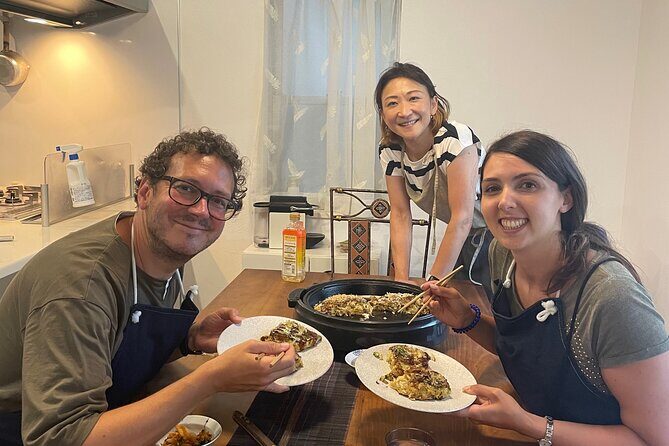 Small-Group Osaka-Style Okonomiyaki Cooking Class - While You Wait: Stir-Fried Pork and Kimchi