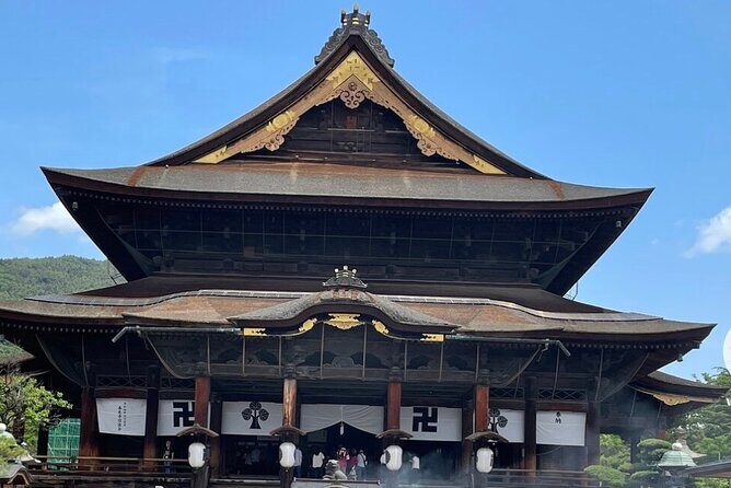 Snow Monkey Nagano Day Tour by Car English Driver in Person Guide - What’s included vs what you’ll pay yourself