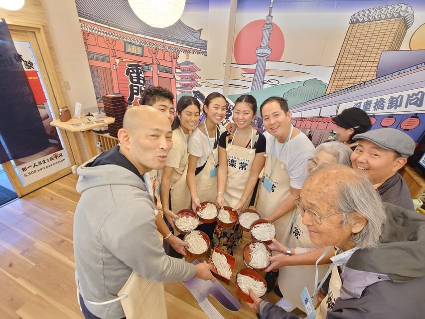 ///Soba Making Experience///Use The BIG Soba-Knife!! - The meal: your soba, your flavors, zero boredom