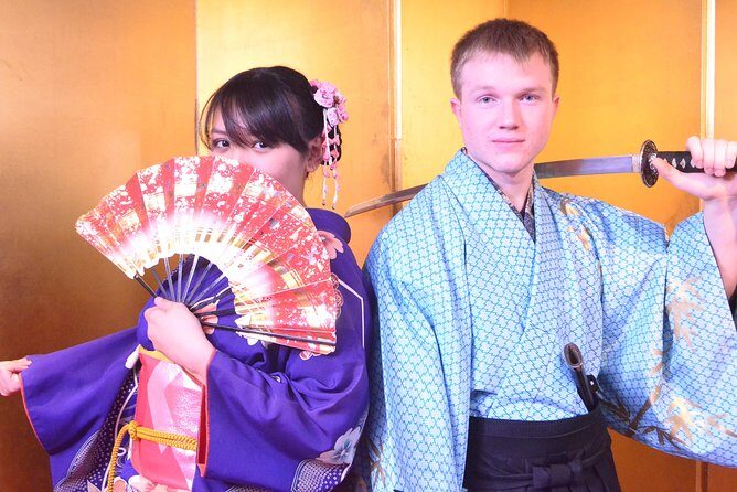 Studio Kimono Photo - Kimono, Hakama, or Samurai: Choosing the Right Costume Style