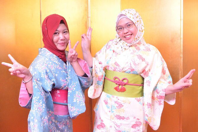 Studio Kimono Photo - Step-by-Step: What Happens at Studio Kimono Photo