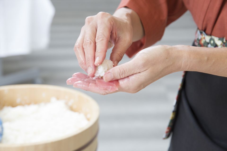 Sushi-Making Experience - Instructor Support and the Value of a Small Group