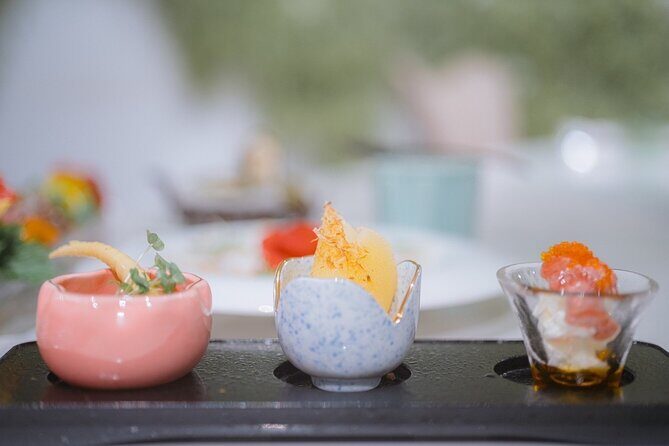 Sushi Making Experience in Shinjuku【Temaki】 - The Smoking Moment: Sakura-Wood Flavor Test