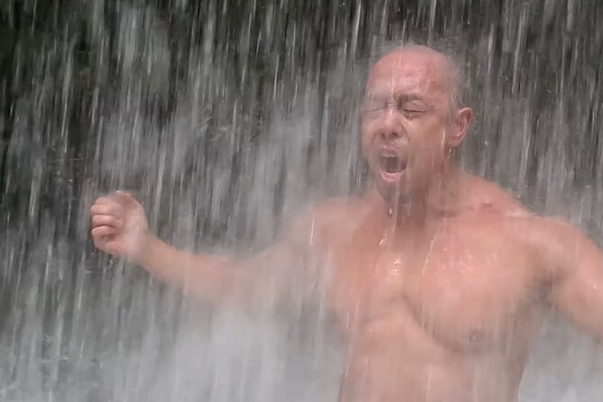 “Takigyo”Traditional Japanese Waterfall Training meditation - GoPro video and the souvenir-free memory