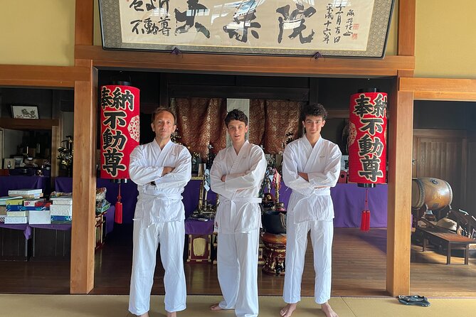 “Takigyo”Traditional Japanese Waterfall Training meditation - Temple visit and purification ceremony: the “mind first” part