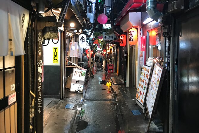 The Dark Side of Tokyo - Night Walking Tour Shinjuku Kabukicho - Food and Drinks: Budget for Them, Then Choose Your Own Plan
