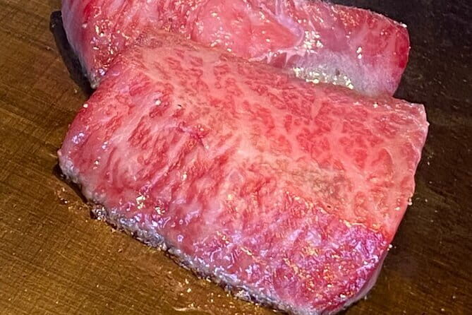 The Premium A5 Wagyu Tour in Shinjuku – With Free-Flow Drinks - Kabukicho in 15 minutes: neon overload, but in a useful way
