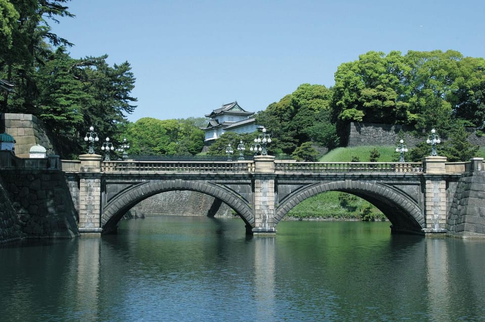 Tokyo: A Half-Day Trip Bus Tour in the Morning - Imperial Palace Outer Area and Nijubashi Bridge: what you can see (and what you can’t)