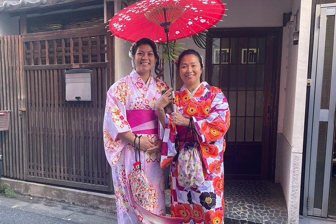 Tokyo Asakusa Kimono Rental - Choosing your look: colors, patterns, and how styling works
