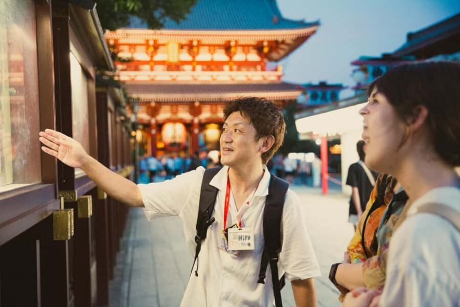 Tokyo: Asakusa Photogenic Night Walk with 1 drink - Who this Asakusa night walk suits best