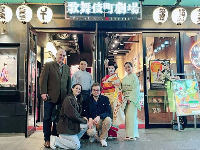 Tokyo: Authentic Japanese Dance Show ticket by professionals - Between-Scenes English: How You Follow the Meaning