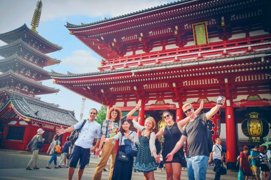 Tokyo Customized Private Tour: See Top Attractions in 1 Day - Meiji Jingu Shrine and Harajuku: Tradition Meets Youth Culture