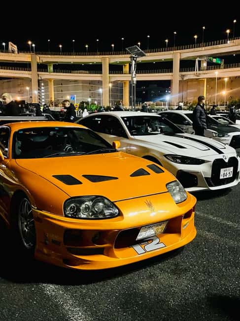 Tokyo: Daikoku Car Meet Experience on a JDM TUNED SPORTS CAR - Akihabara Neon to APIT Autobacs: Auto Parts World Before the Rush