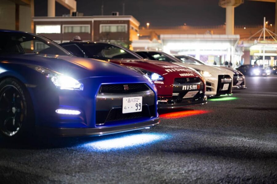 Tokyo: Daikoku Self-Drive R35 GT-R Custom Car Experience - Tokyo Tower: a classic photo finish before you head back