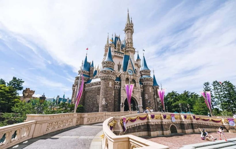 Tokyo Disneyland: 1-Day Entry Ticket and Private Transfer - A Smooth Door-to-Door Day to Tokyo Disneyland