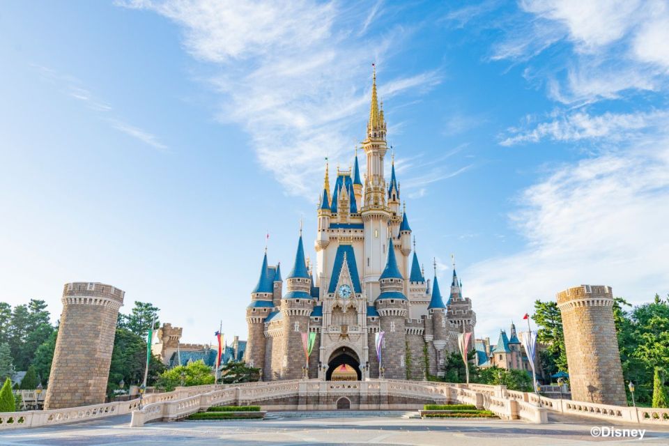 Tokyo Disneyland 1-Day Passport - Seven themed lands in one day: how to choose your priorities
