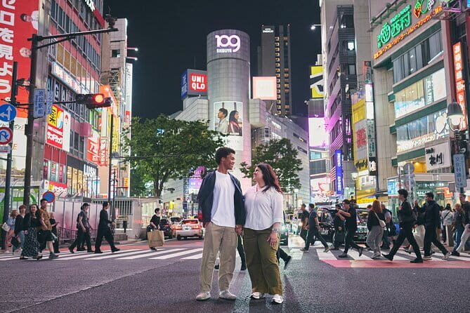 Tokyo: E-scooter Experience & Tokyo Tower night Tour - Photo strategy: getting scooter shots and tower shots without stress