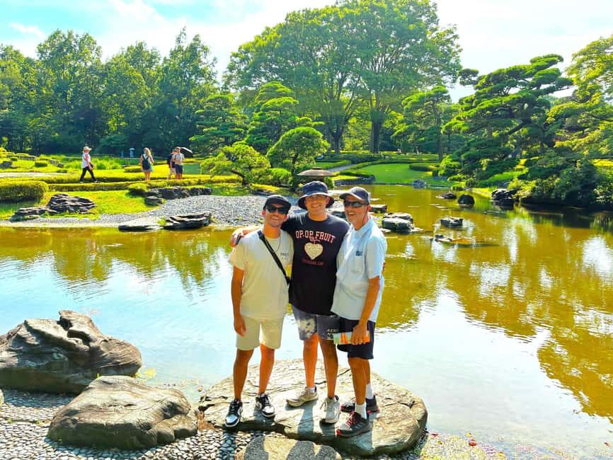 Tokyo: Edo Castle Ruins & Imperial Palace East Garden Tour - Key highlights to look for