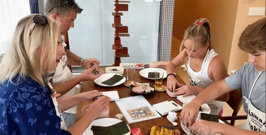 Tokyo : Experience making a character bento - Meeting Point in Shinjuku: One Small Detail That Helps You Stay Calm