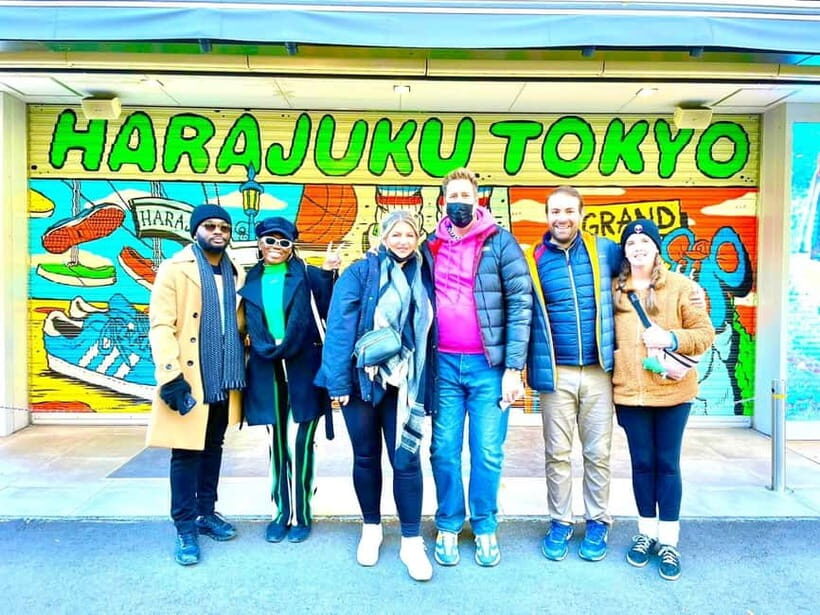 Tokyo: Full Course Tour: Explore 15 Must-Sees & Hidden Gems - Seven-Eleven Konbini Culture: Small Stop, Big Payoff