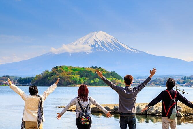 Tokyo Full Day Customize Private City Tour - Imperial Palace grounds: Edo power to modern symbol