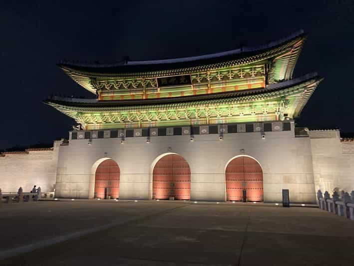 Tokyo Full Day Tour with a Local Expert Guide - Imperial Palace area: history plus parks and gardens