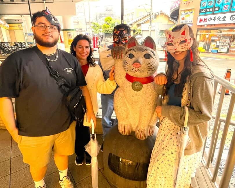 Tokyo: Gotokuji Lucky Cat Temple & Harajuku Cat Cafe Tour - Gotokuji Lucky Cat Temple: the thousand cats and the story behind them