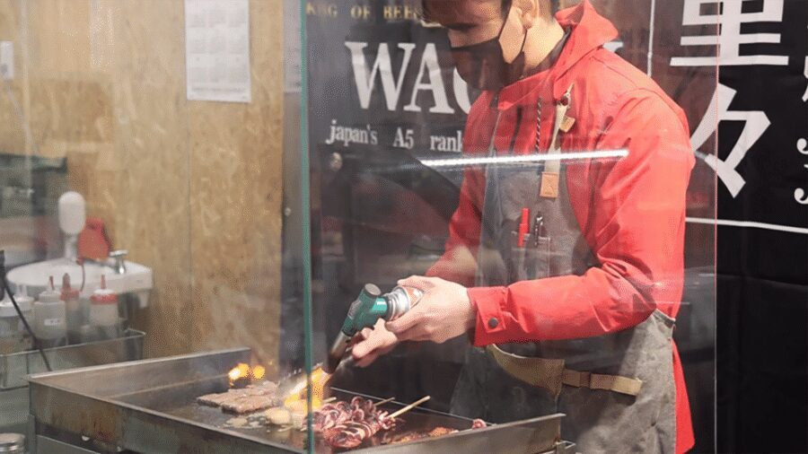 Tokyo: Guided Walking Tour of Tsukiji Market with Lunch - Who should book this Tsukiji Outer Market tasting walk