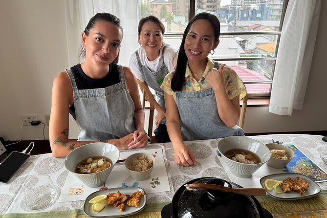 Tokyo Haneda: Bento & Ramen Gyoza Cooking Class in a Local home - Key highlights at a glance