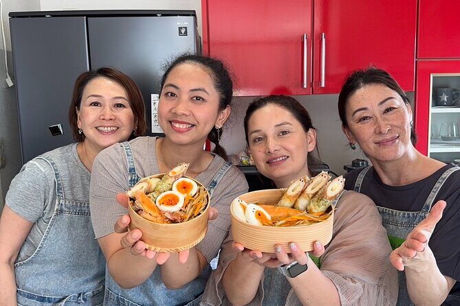 Tokyo Haneda: Bento & Ramen Gyoza Cooking Class in a Local home - Getting to Nishirokō: the meeting point and how the timing works
