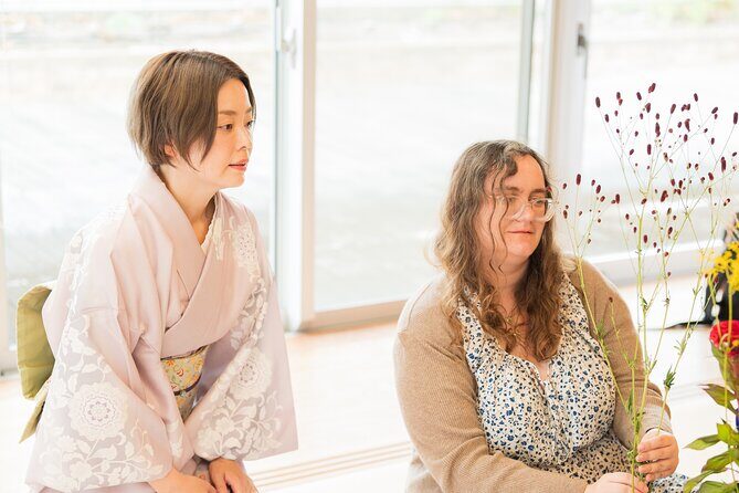 Tokyo Ikebana Wellness Art Experience near Shinjuku - The Hands-On Part: Cutting, Height, Balance, and Leaf Placement