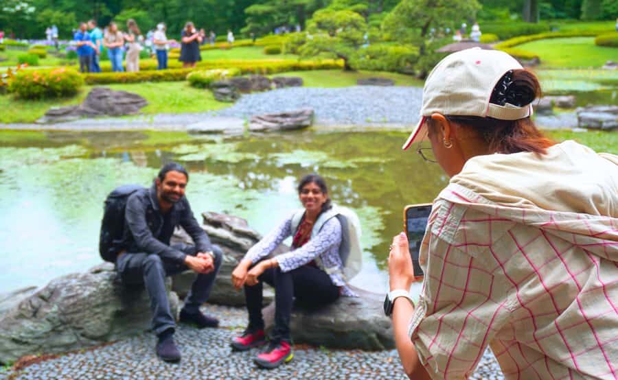 Tokyo: Imperial Palace Japanese History Walking Tour - Price and value: why $32 can feel like a bargain