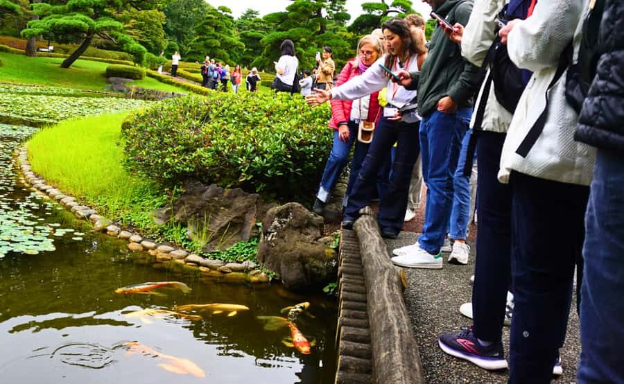 Tokyo: Imperial Palace, the history of Japan (ENGLISH GUIDE) - From Otemon Gate Into the Eastern Gardens