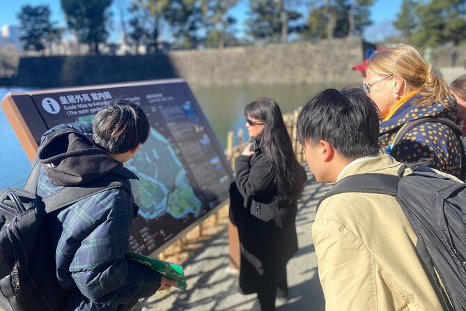 Tokyo Imperial Palace with Kagurazaka Alley Tour - Tokyo Daijingu Shrine: Shinto worship and imperial ties