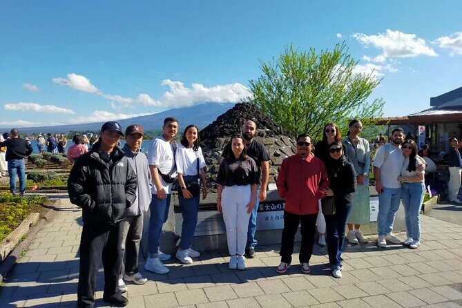 Tokyo: Instagram-Worthy Mt Fuji & Lake Kawaguchiko Day Trip - Oshino Hakkai: eight Fuji springs and a calmer pace