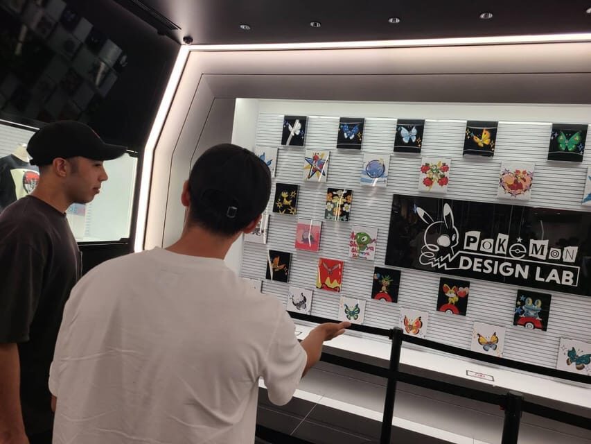 Tokyo: Japanese anime stores with ramen lunch in Shibuya - Store Hunting in Shibuya: How Anime and Manga Merch Shows Culture
