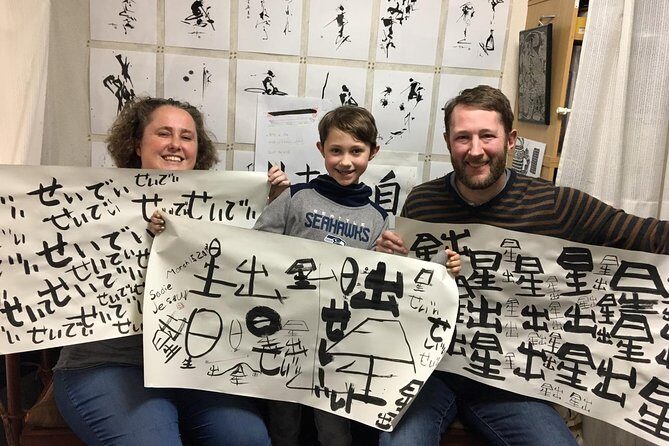 Tokyo Japanese Calligraphy Experience with a Master Artist - What Eizuru Matsumura teaches in a hands-on class