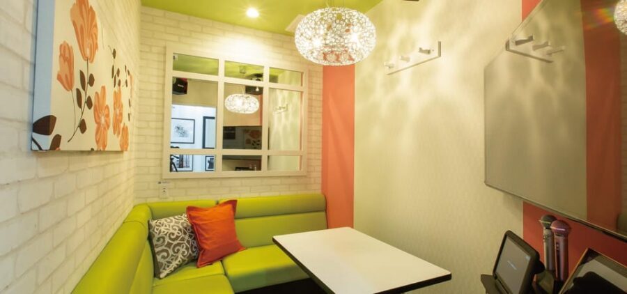 Tokyo: Karaoke Box Experience at BIG ECHO - Meals Are Extra, So Plan Your Pre-Game