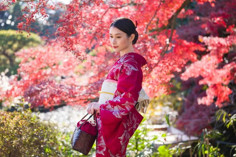 Tokyo: Kimono Rental inside Shinjuku Gyoen National Garden - The practical stuff that keeps your day stress-free